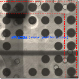 BGA錫球尺寸小于0.4mm，采用降低BGA內圍襲球的錫膏量所得到X-Ray，稍微留意一下可以發(fā)現(xiàn)最外圈的錫量(圓的直徑)比其他內圍的錫球上的錫量來得多一點點。也就是外圈的黑色圓形直徑比內圈的圓形來得大一點點。