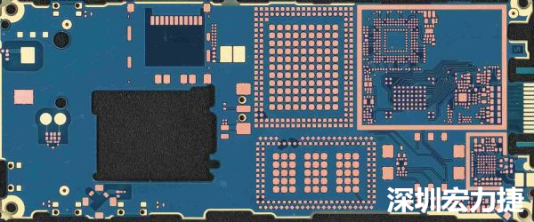 手機可用的PCB空間相當(dāng)小，而1片式的設(shè)計是節(jié)省成本的作法，如何做到區(qū)隔不同子系統(tǒng)、降低雜訊干擾，是設(shè)計關(guān)鍵。