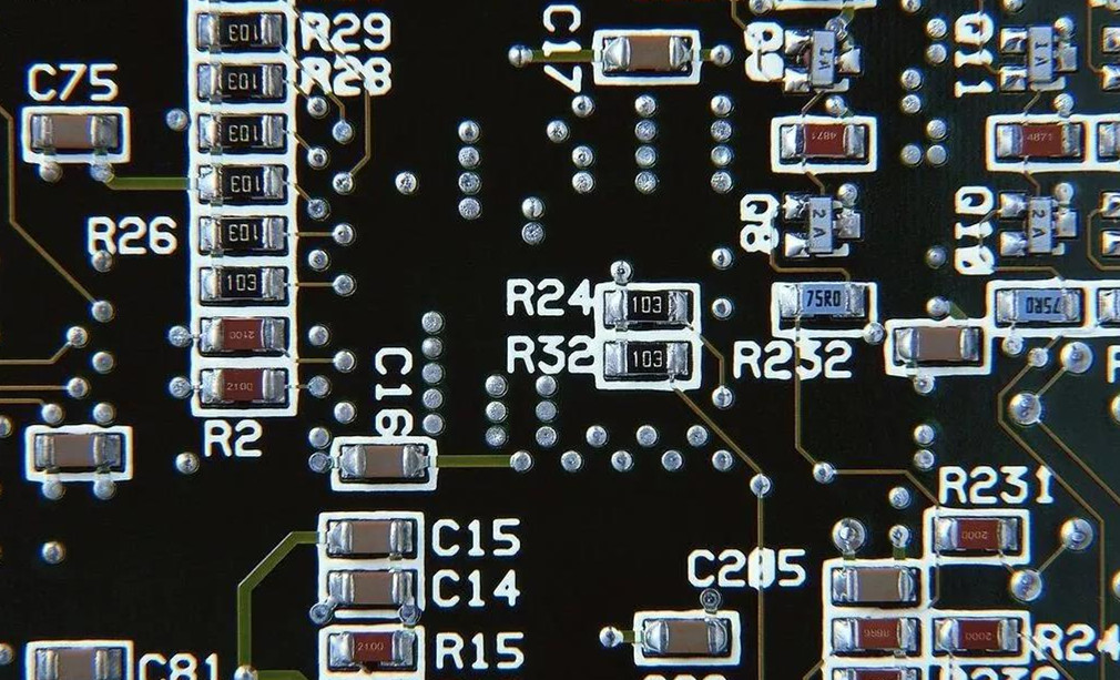 PCB設(shè)計(jì)去耦電容的擺放技巧